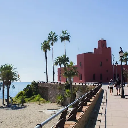 Wonderful Benalbeach Recently Refurbished Apartment Benalmadena
