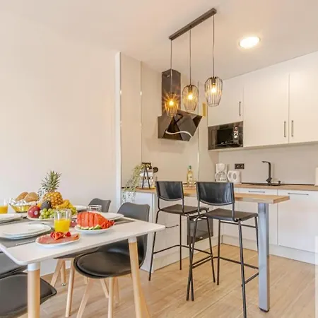 Wonderful Benalbeach Recently Refurbished Apartment *